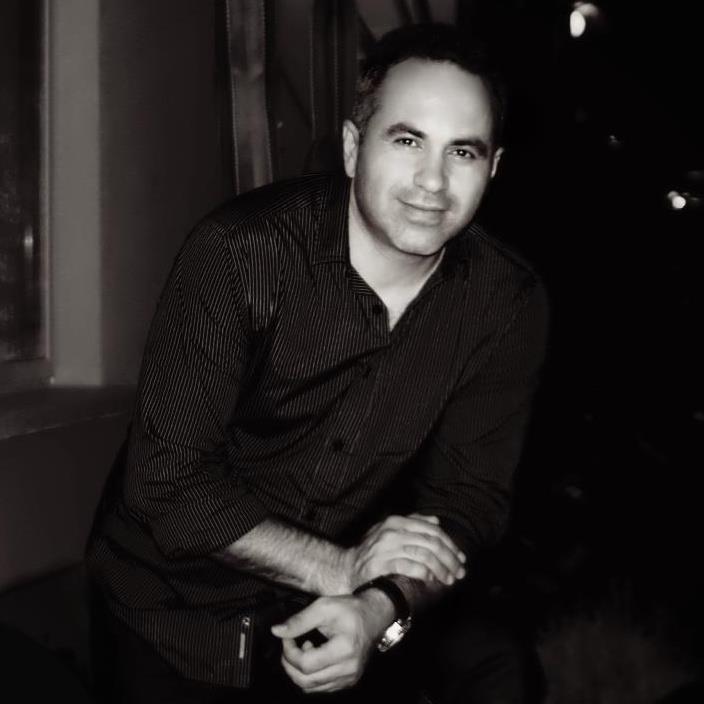 הצלם המוכשר קובי רפאלי. פייסבוק