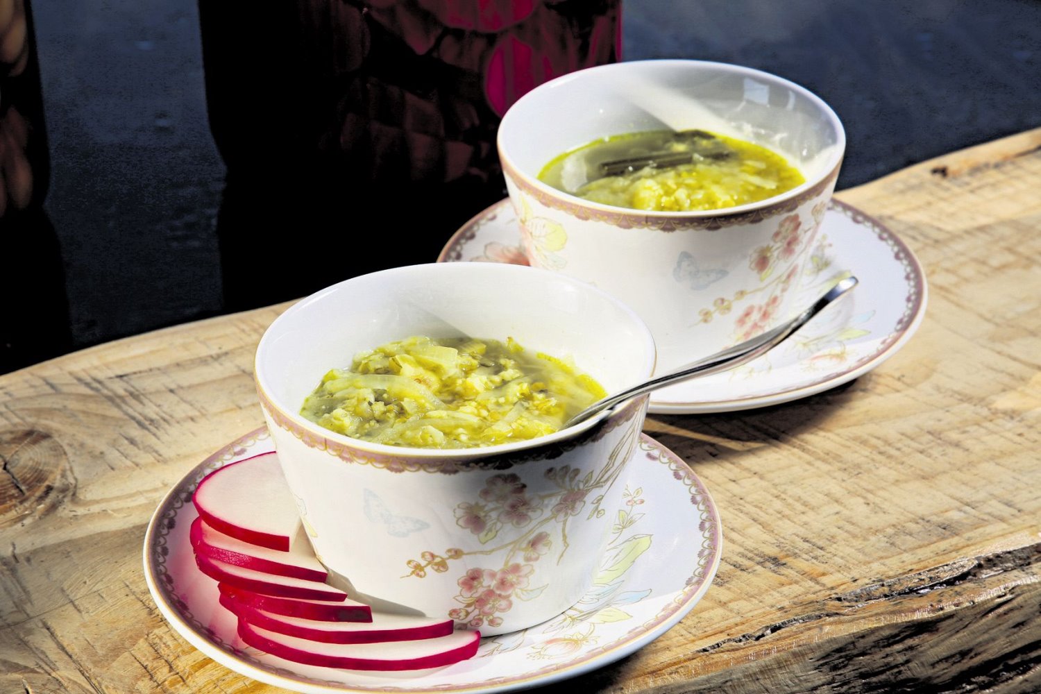 מרק סלרי ופריקה. צילום: ריאן