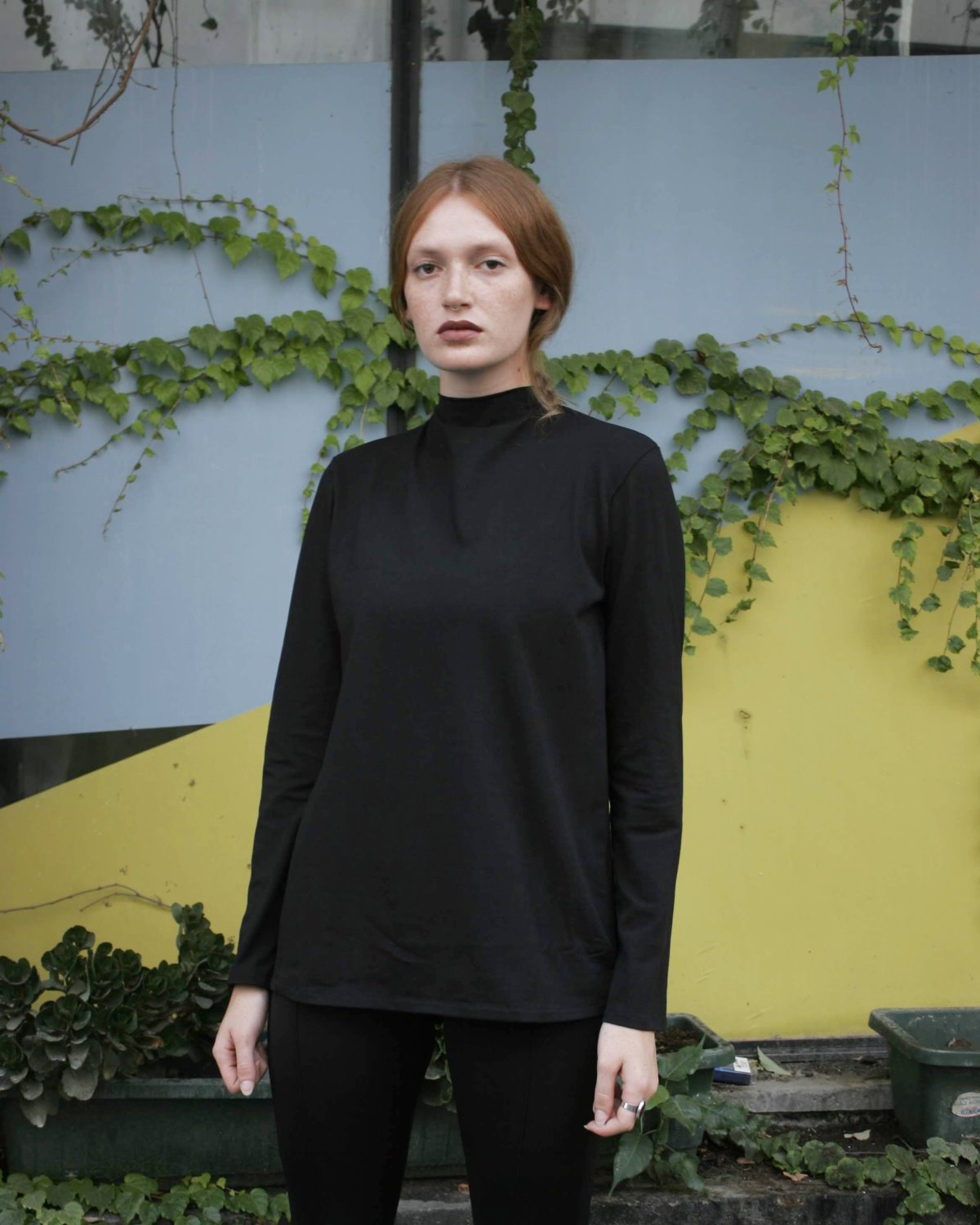 חולצה שחורה של SID. צילום: רבקה רוקמן