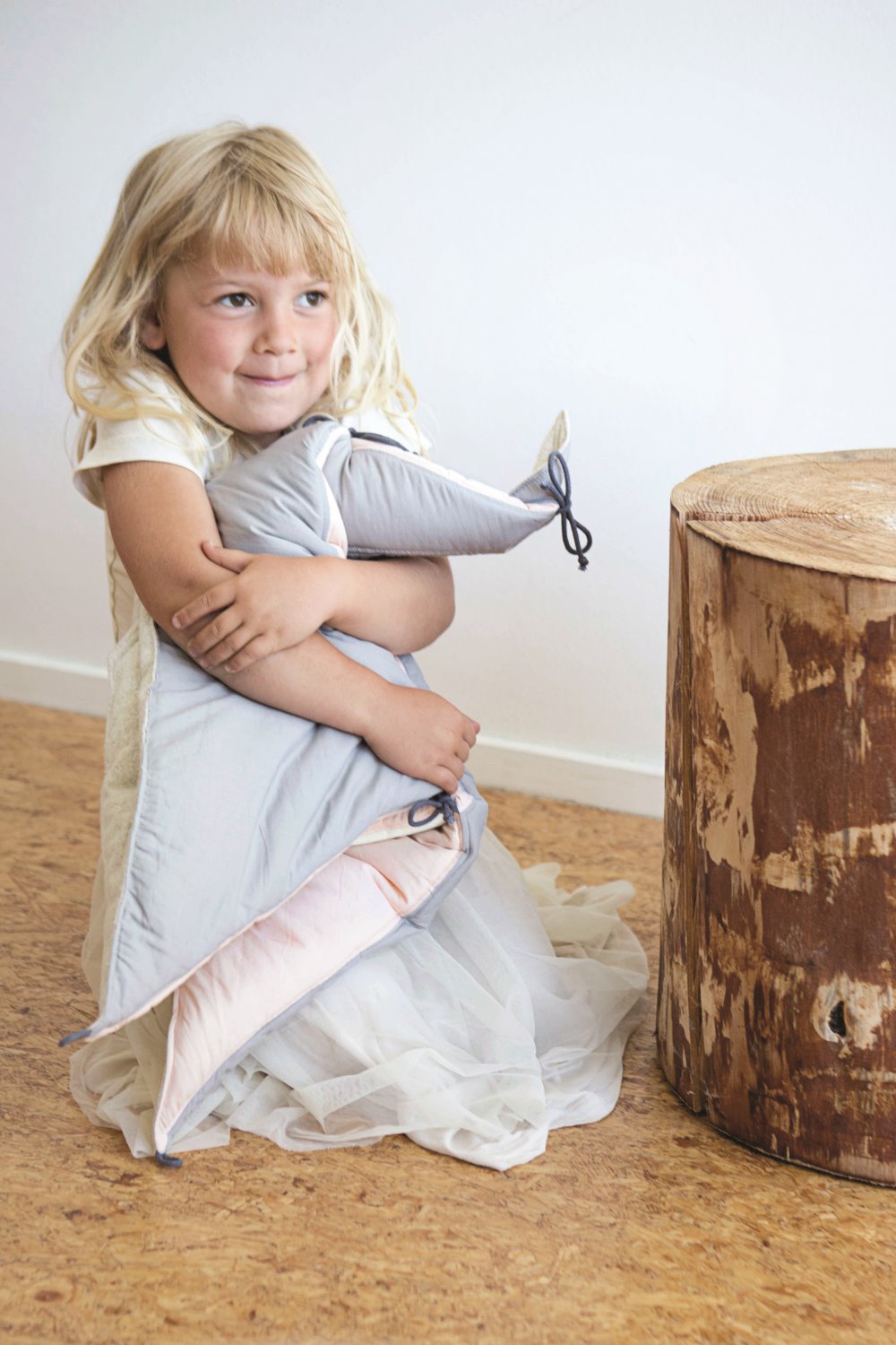 מוצרי טקסטיל רכים וטבעיים של המותג הדני Fabelab . צילום: באדיבות Shuuga . להשיג אצל Shuuga design