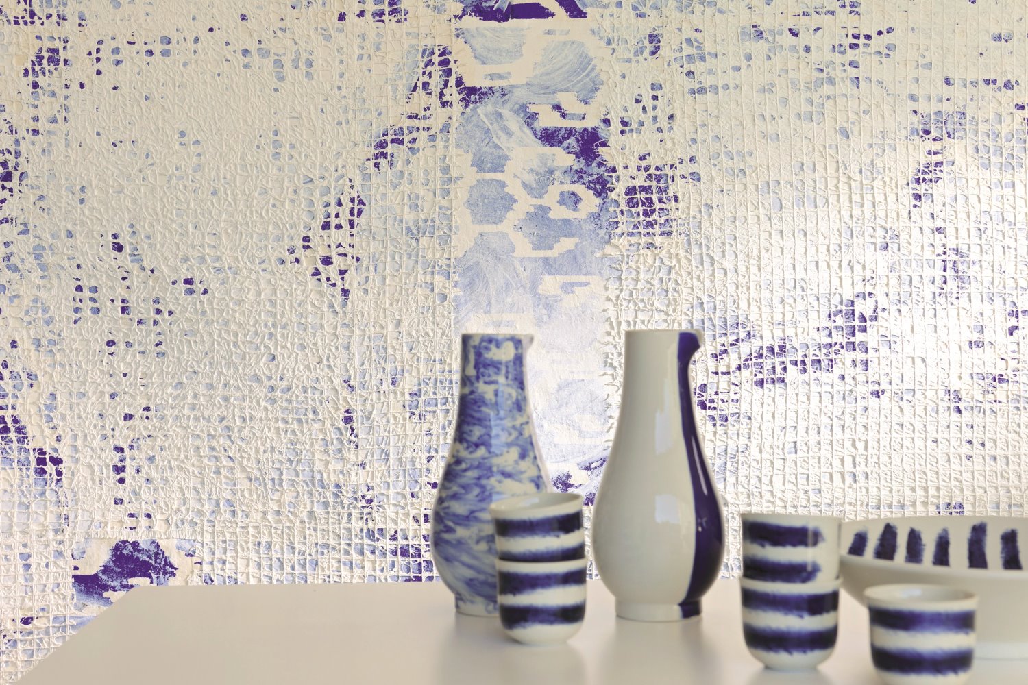 טפט אליטיס של RENBY בצבעוניות של אגן הים התיכון