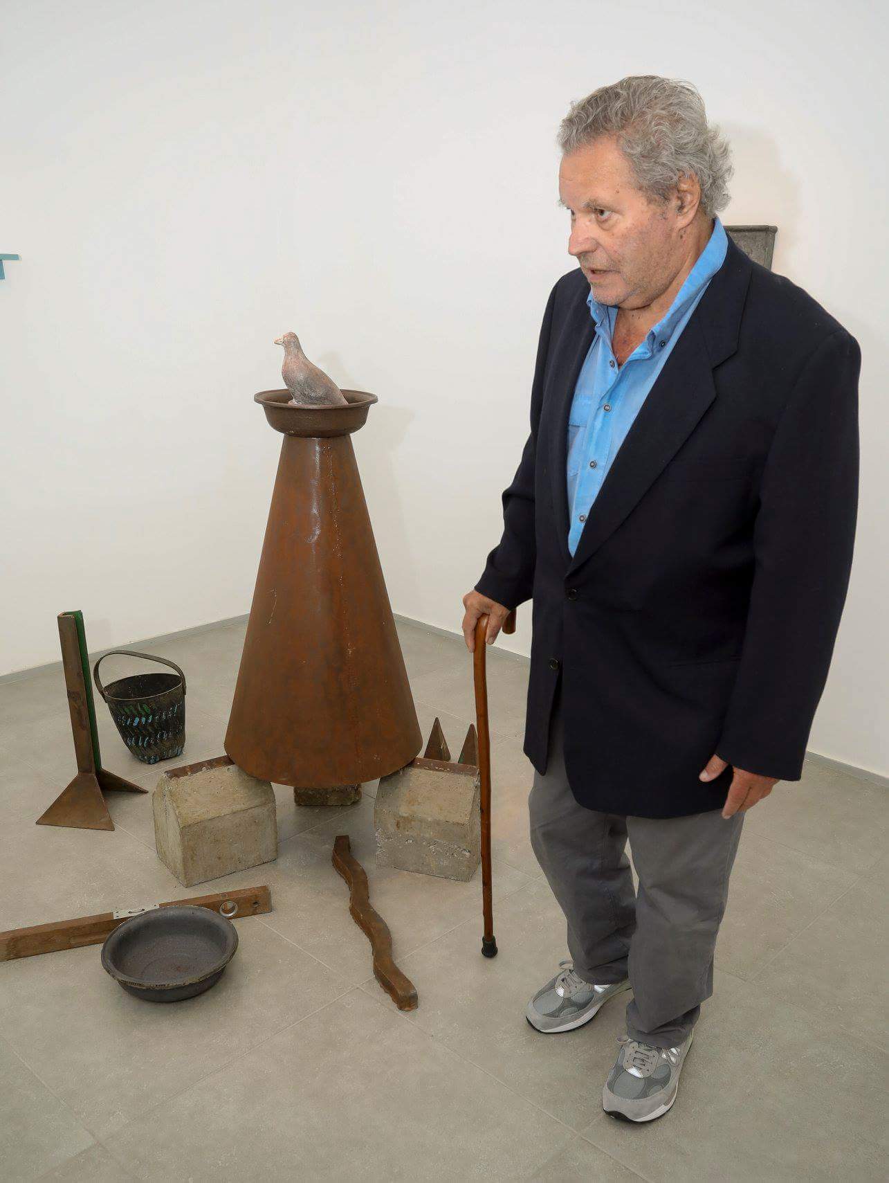 סוציאליסט אדוק. הלר ז"ל בפתיחת תערוכתו "מסעות"במוזאון הנגב לאומנות בב"ש, צילום: רפי דלויה