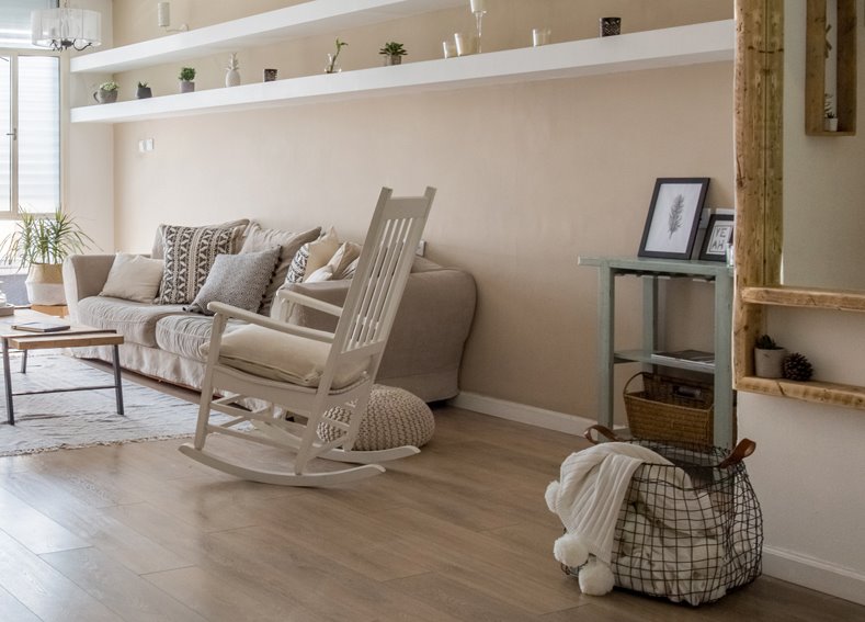 הלבשת דירה בנאות אפקה. מיכל וולפסון, סטודיו לעיצוב והום סטיילינג, צילום: דנה סטמפלר עשהאל