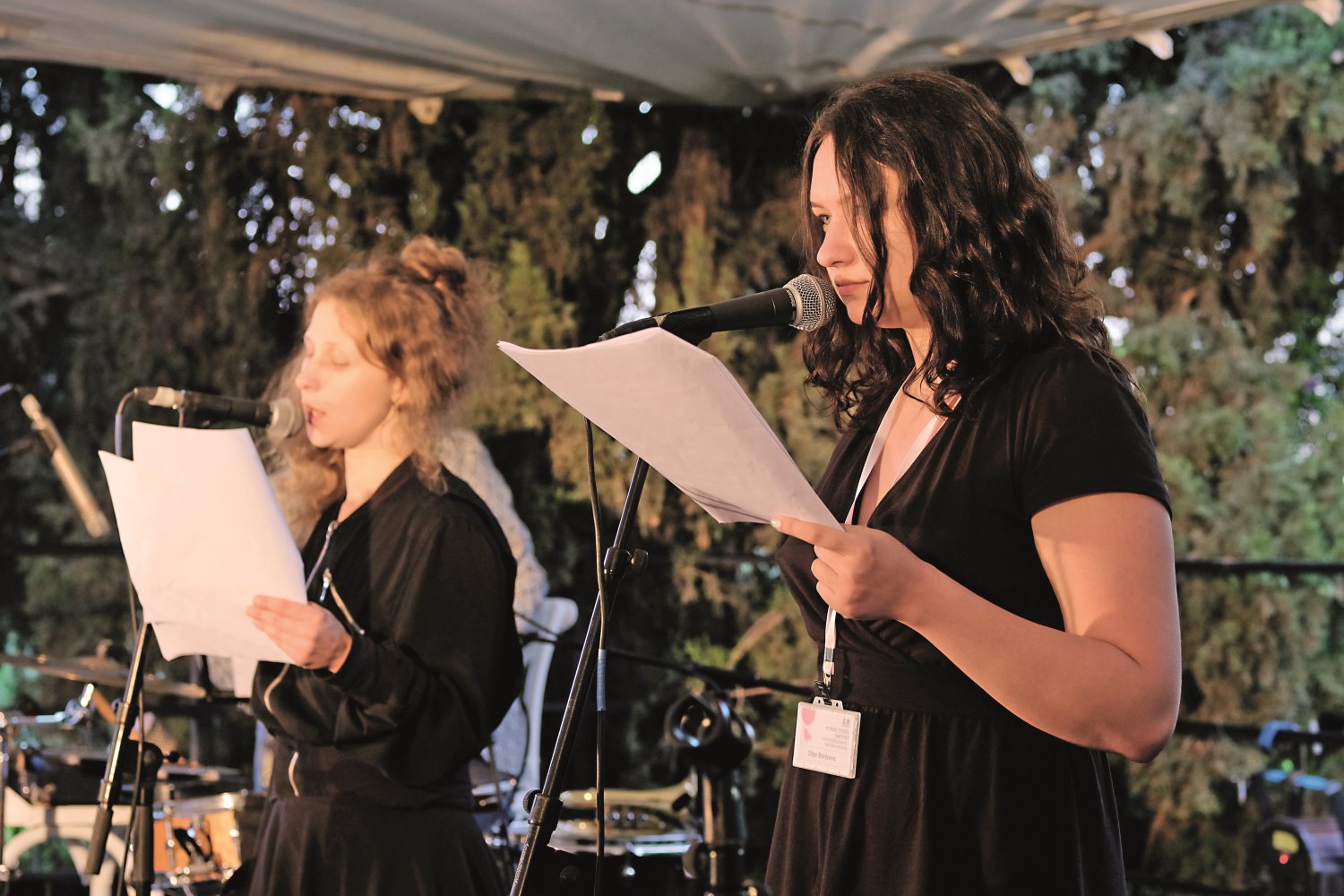 אליוכינה ובוריסובה בפסטיבל הסופרים בירושלים. צילום: יואב דודקביץ' 