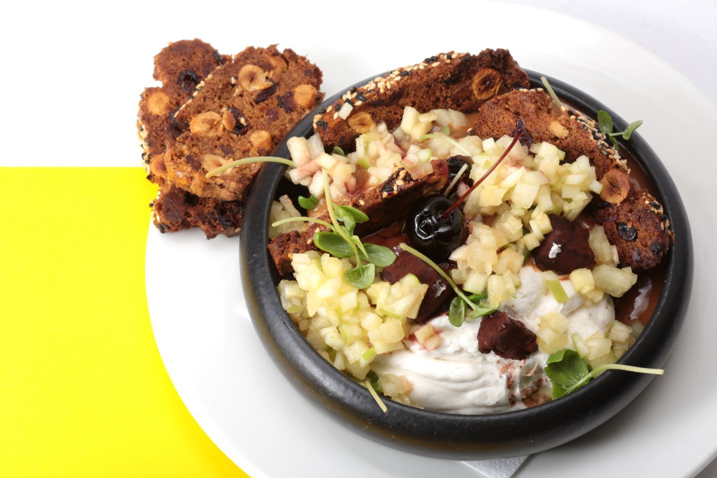 קינוח שבועות בסילו. צילום: גיא קרן