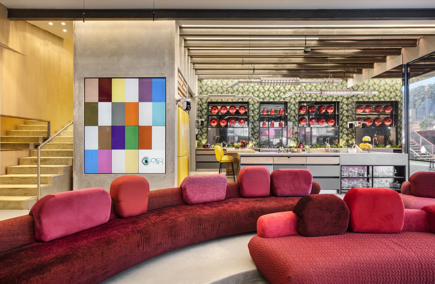 החלל המרכזי. צילום: עודד סמדר