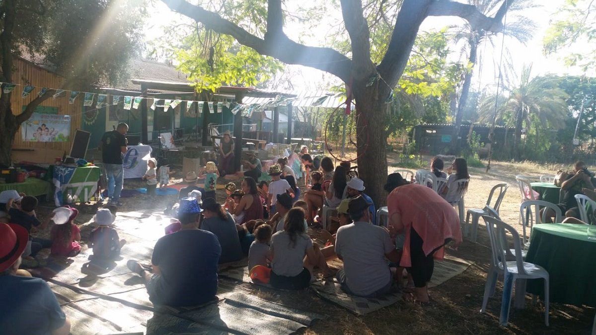 נטיעה יישובית בכפר עזה - קק"ל