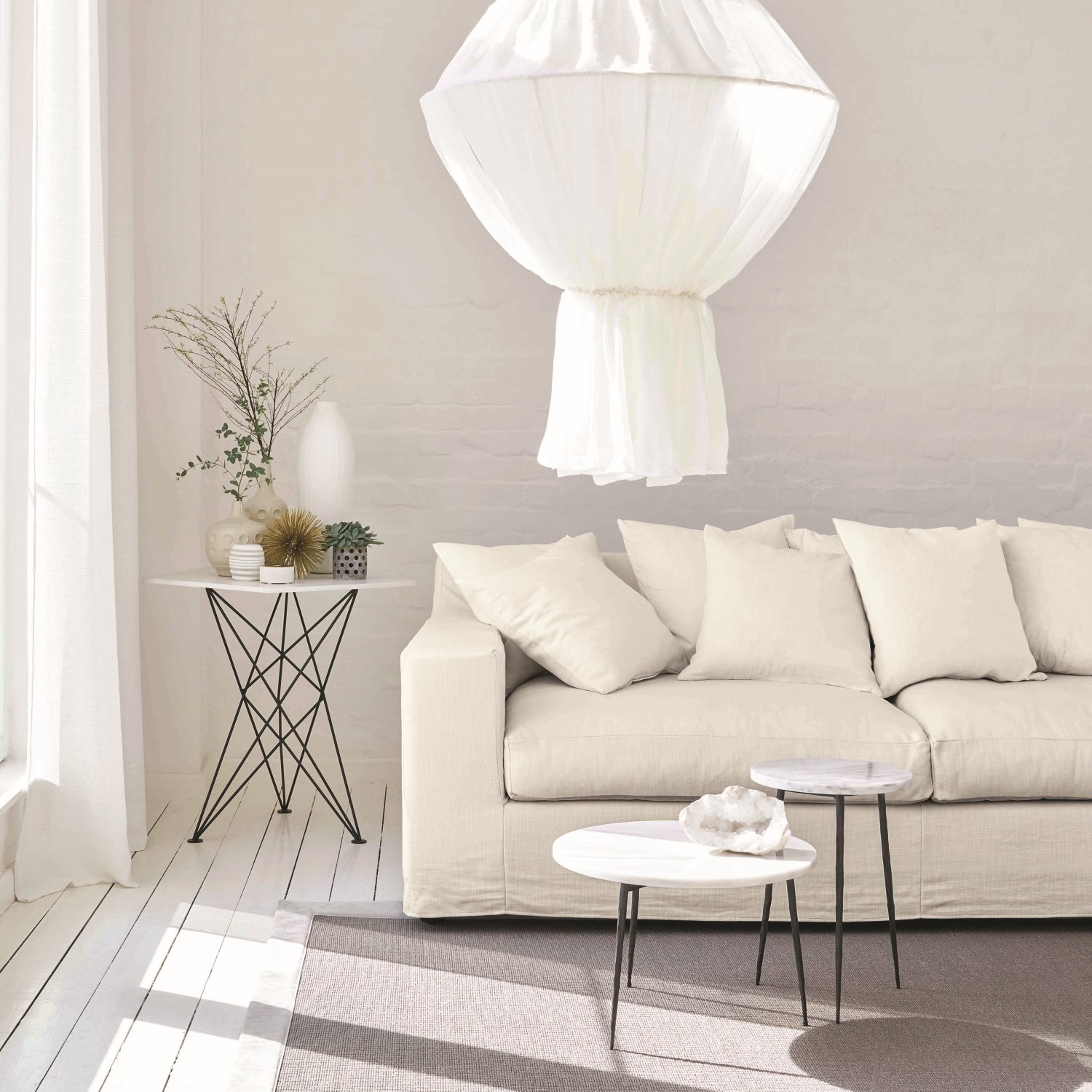 לבן חמים. עילית הלבשת הבית. צילום: יח"צ