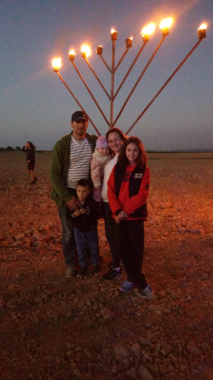 "התאהבנו באנשים בקיבוץ". משפחת מזניקוב, צילום: אלבום משפחתי