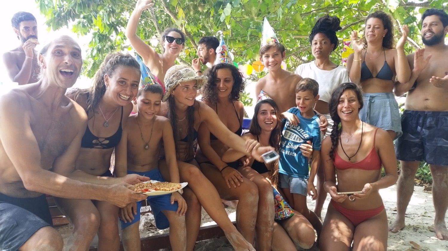 משפחת גז עם מטיילים ישראלים באיי אנדמן | צילום פרטי