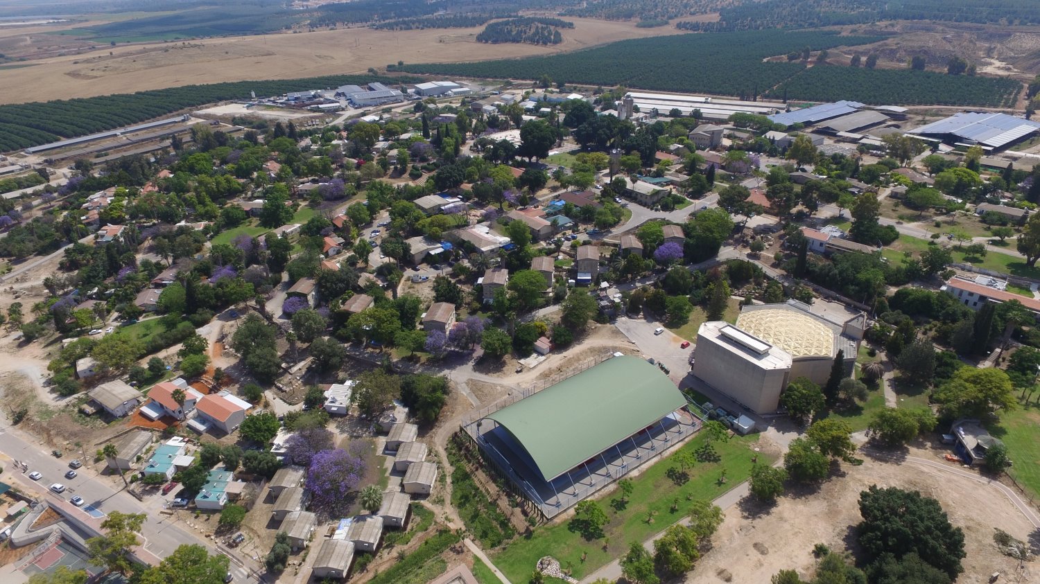 בית הספר האלה צילום מרחפן