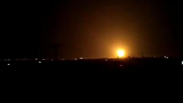 צה&quot;ל תוקף ברצועה