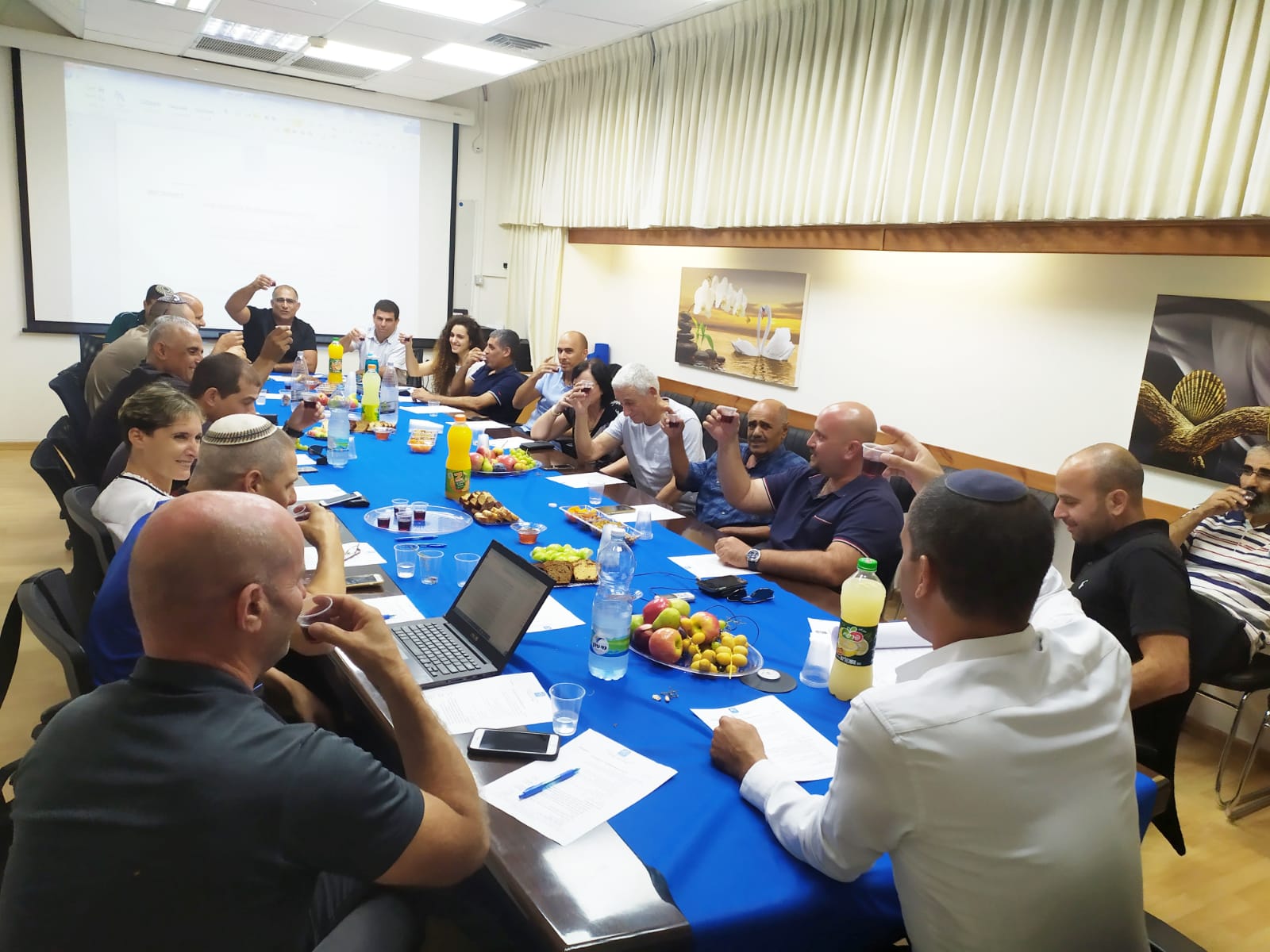 מליאת מועצת חוף אשקלון