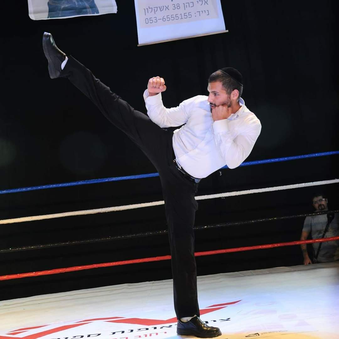 אלמוג שי לוחם ה-MMA החרדי מאשדוד. צילום פרטי