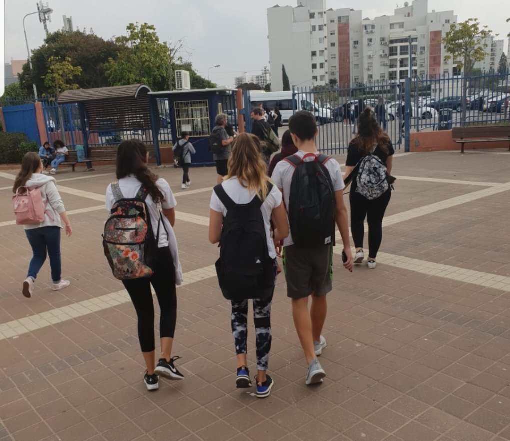 חוזרים ללימודים. צילום: אבי פלדמן