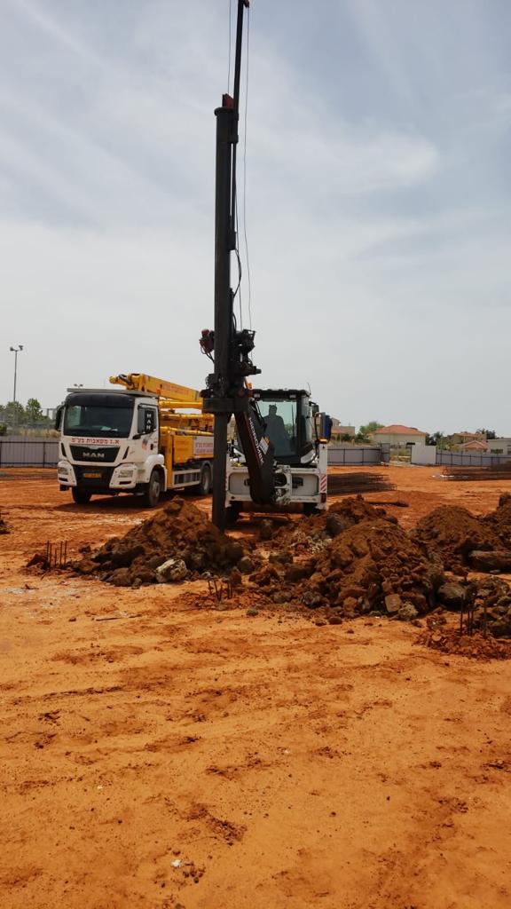  עבודות הבנייה נמצאות בעיצומן