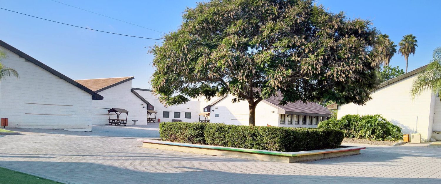 תיכון אמי&#39;&#39;ת באר טוביה - מתוך אתר הבית