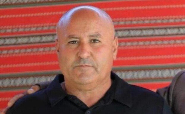 עובד כבר 17 שנה ברפת של חולית. יוסף אלזיאדנה