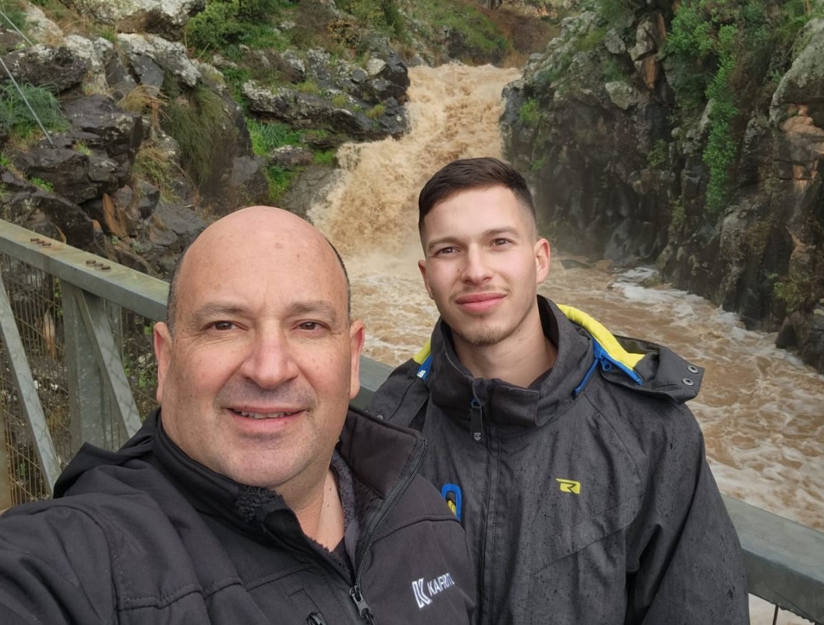 חובש רפואת חירום במד"א צבי רידר ובנו דור ז"ל שנרצח בבארי