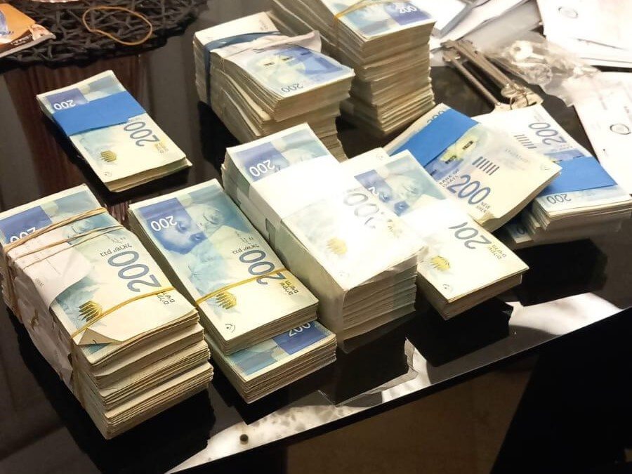 כסף שנמצא ברשותו של רוזנטל. קרדיט - רשות המיסים