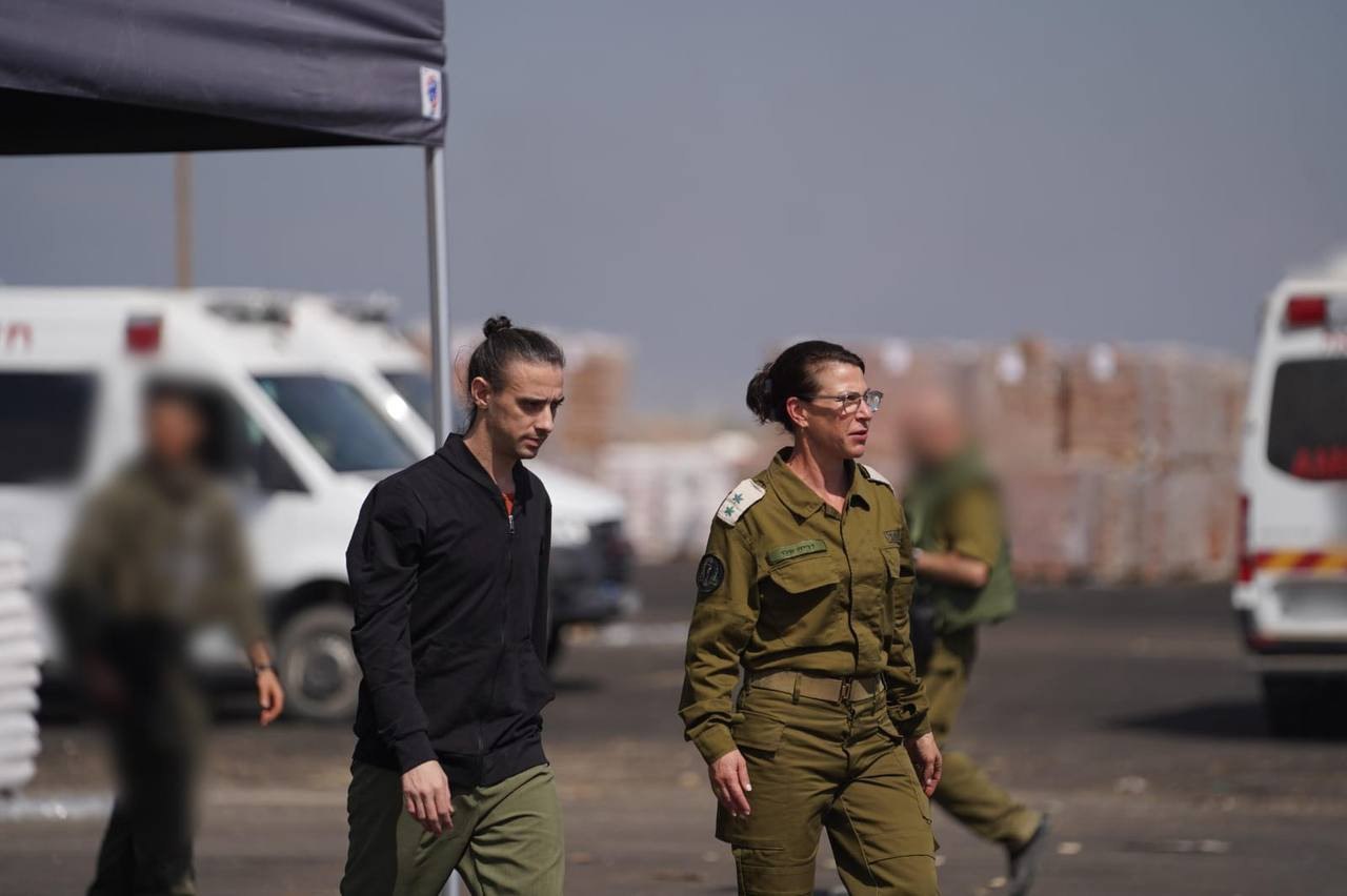 אריאל קוניו דובר צה"ל