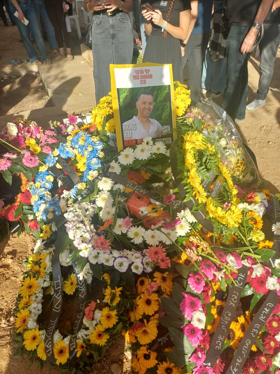 דוברות קיבוץ בארי 