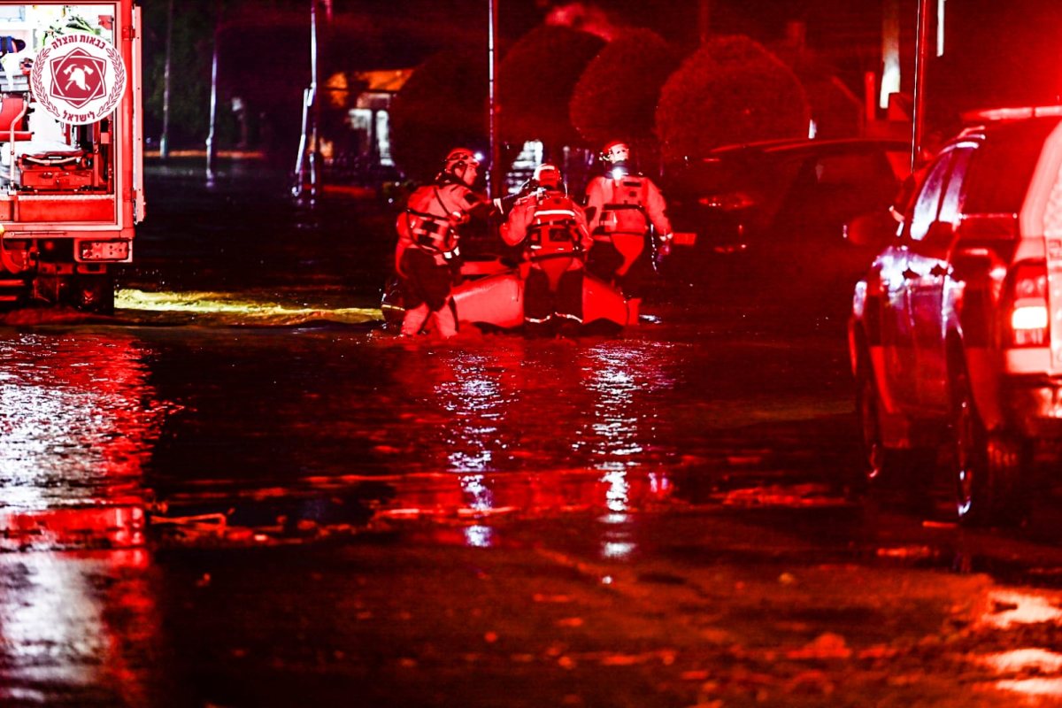 דוברות כבאות והצלה