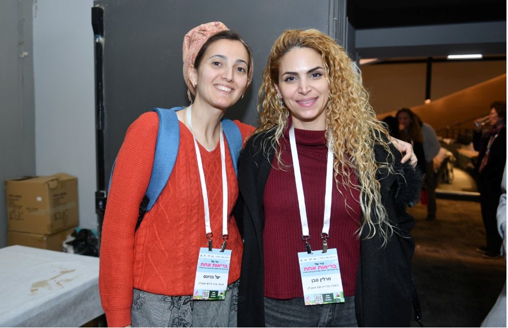 מרלין סבן, רכזת תקומה במועצה האזורית חוף אשקלון; יעל בניונס, רכזת תחום הבריאות במועצה