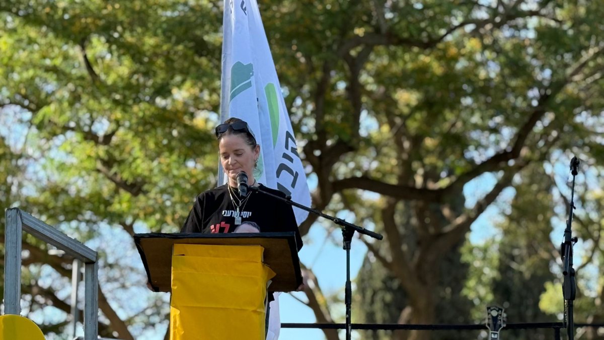 נירה שרעבי צילום דרור לביא