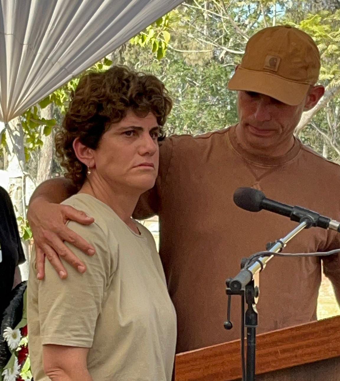 בתמונה אלעד ויעל קידר קרדיט: דוברות קיבוץ בארי