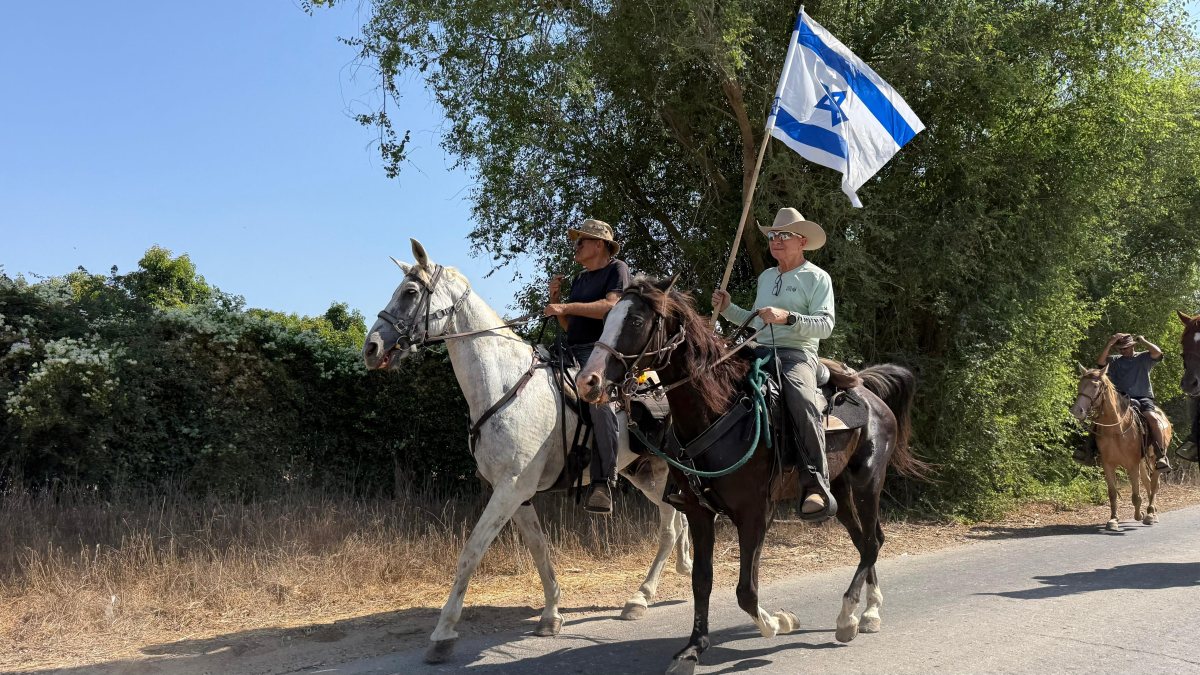 דוברות ניר עוז