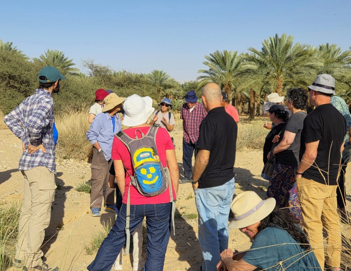 סיור מודרך, שבוע טבע בערבה - צילום הילה אלבז