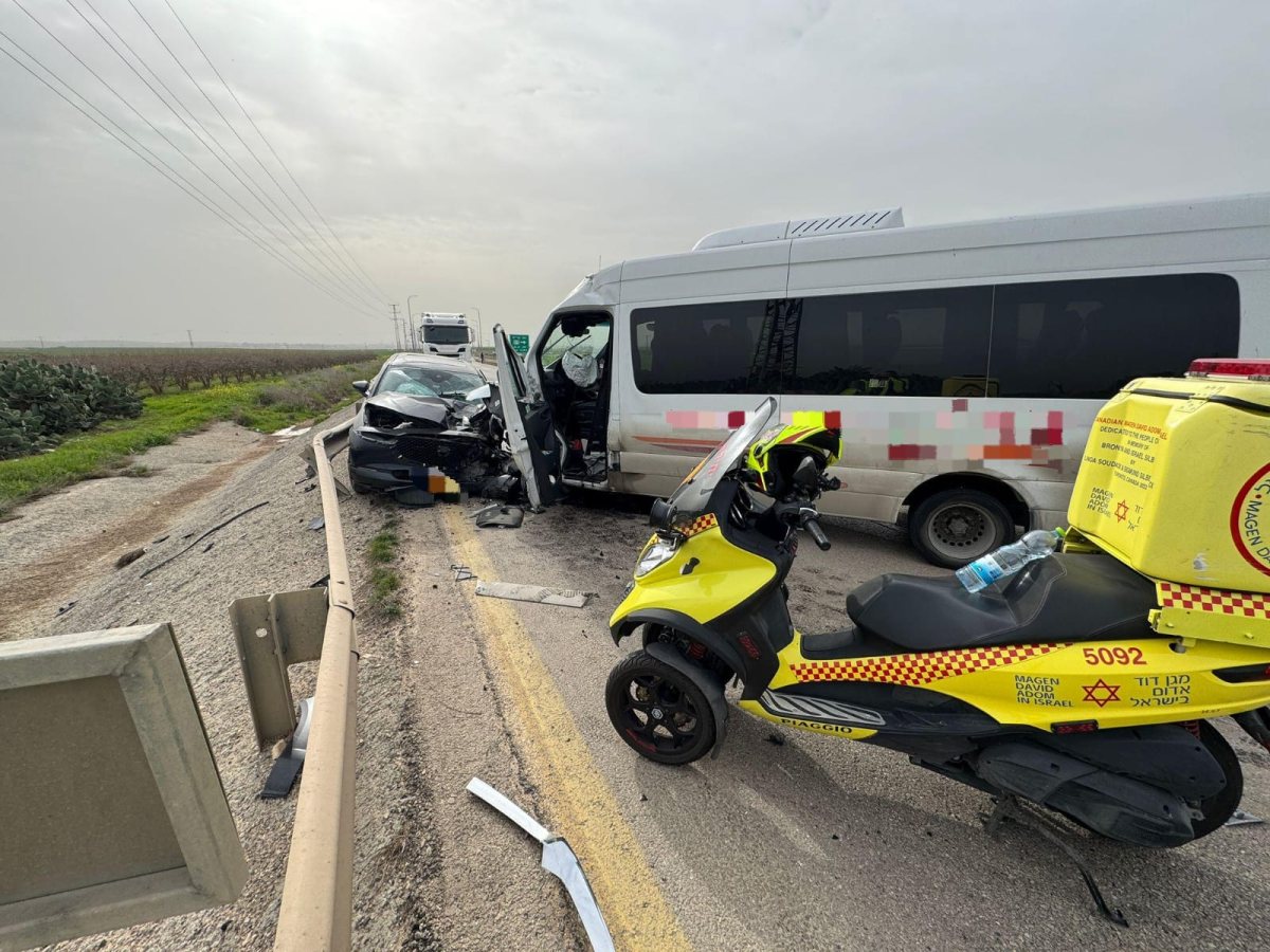 דוברות מד"א