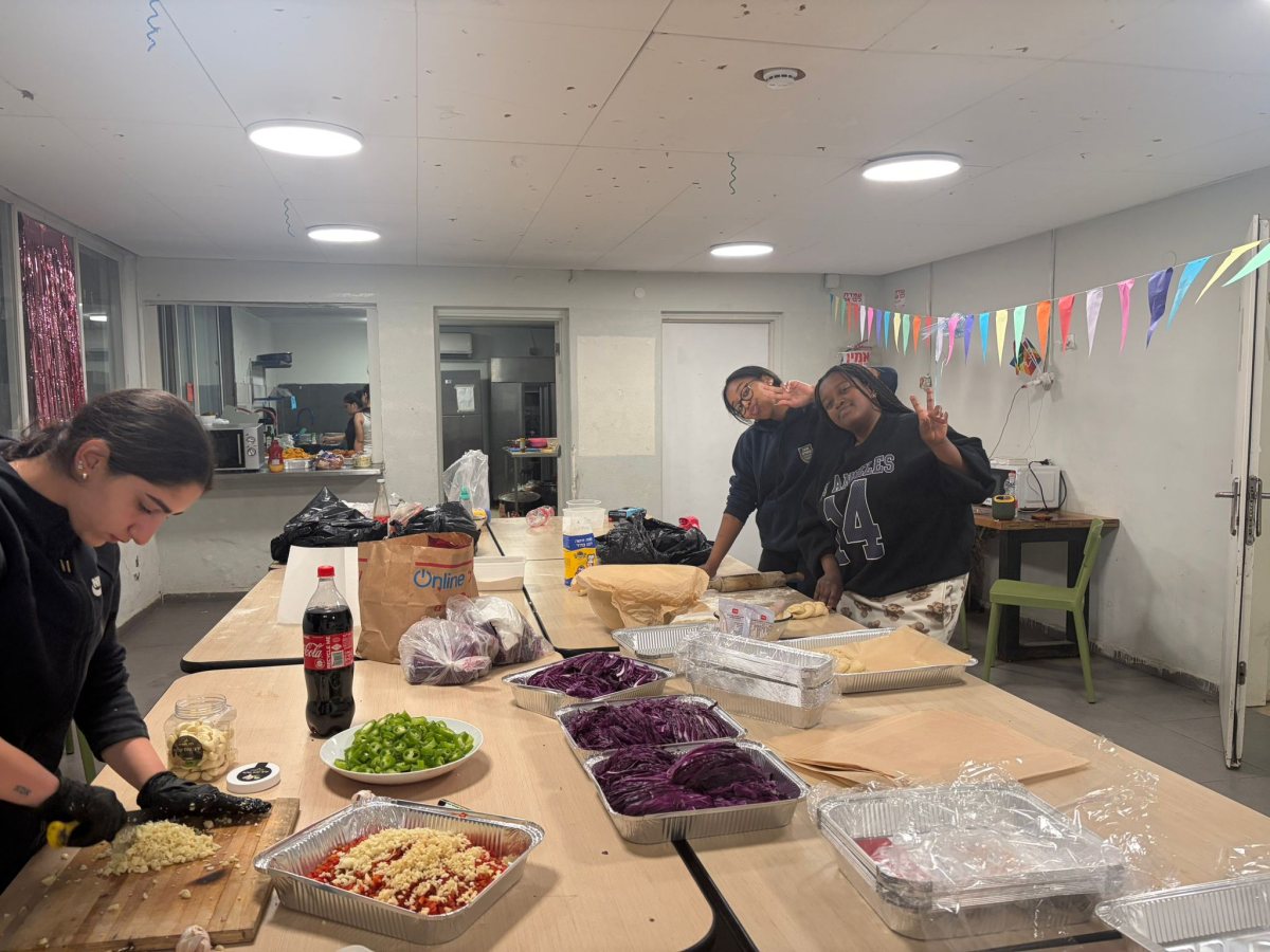 "אחד/ת משלנו"