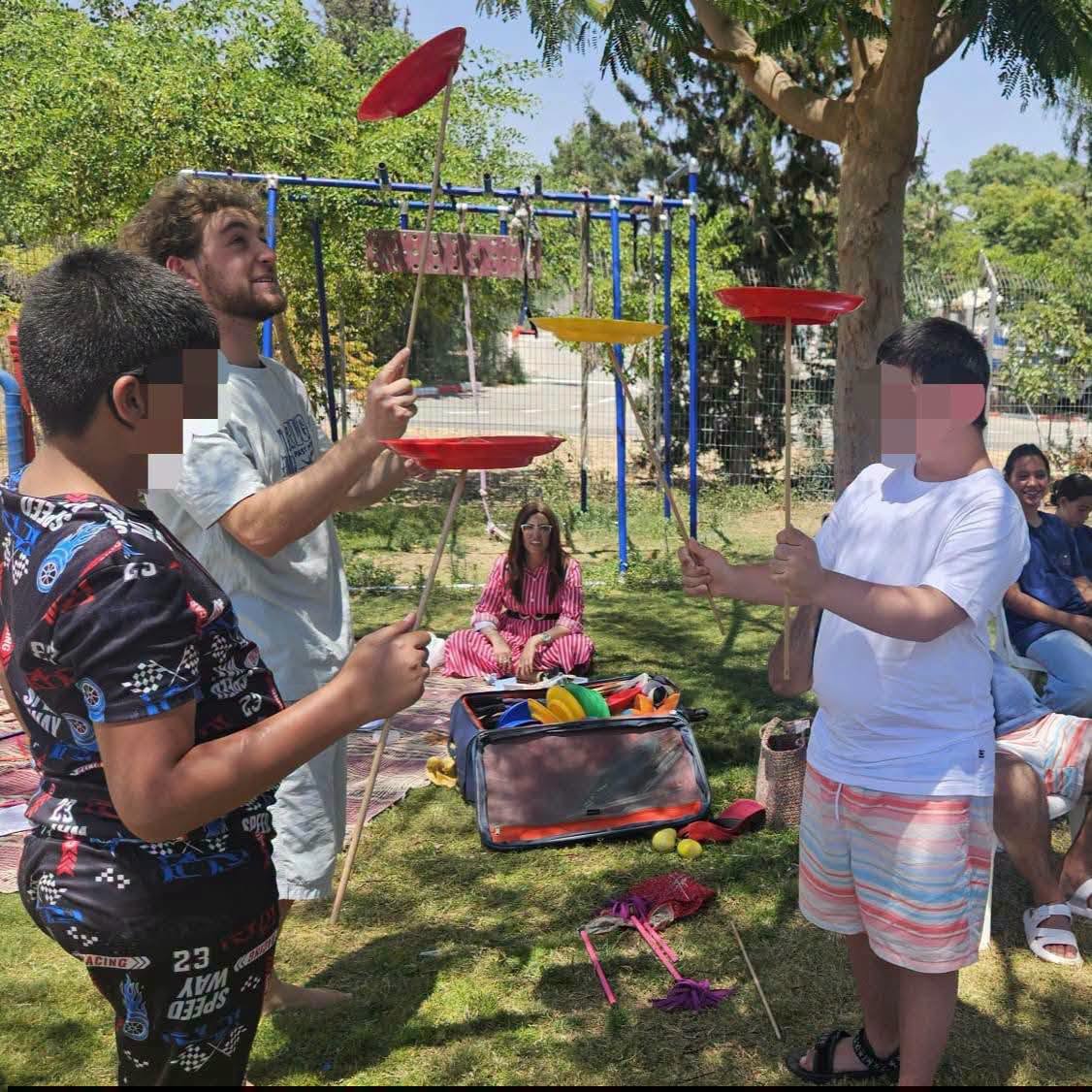 צילום: אליאב מייסון, לורי ליס