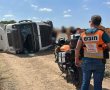 נהג התהפך עם משאית במושב ערוגות 