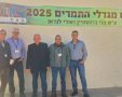 מימין- גל טוויג, ירון בלחסן, אבי דיכטר, עזרא בכר, משה ברוקנטל