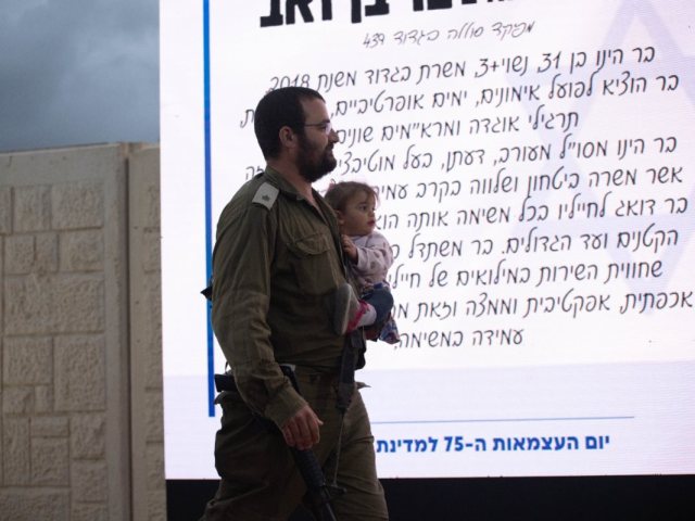 בר בן זאב, תושב בני דרום דובר צה"ל
