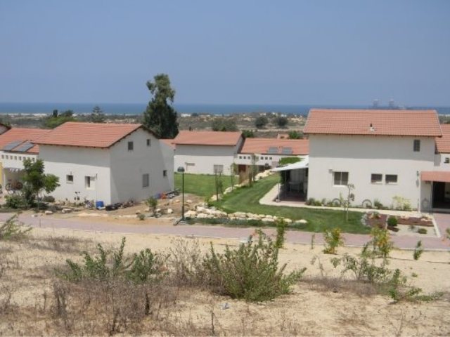 קיבוץ זיקים - צילום אביב לשם
