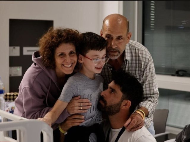 משפחת מונדר צילום דוברות שניידר