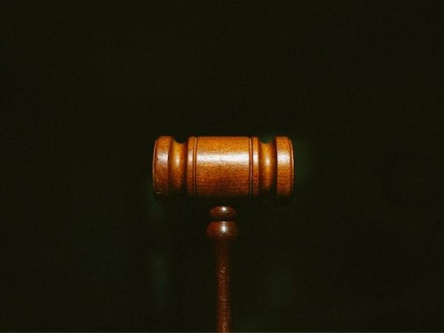 קרדיט-Photo by Tingey Injury Law Firm on Unsplash