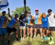מאות השתתפו באירוע ״רצים בשבילם״: יעל ארד, דניאל ליפשיץ משפחות החטופים ונציגי הסוכנות היהודית