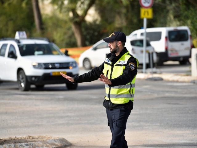 חסימת כבישים. צילום: דוברות המשטרה