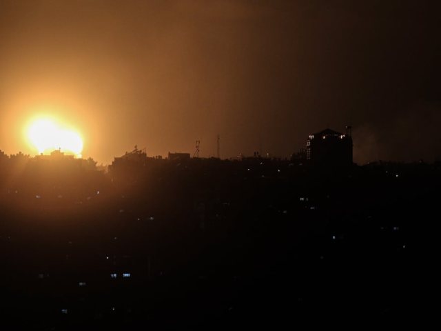 depositphotos צה"ל תוקף בעזה