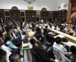 עצמאות של תורה: 'בר בי רב דחד יומא' ברובע ו'