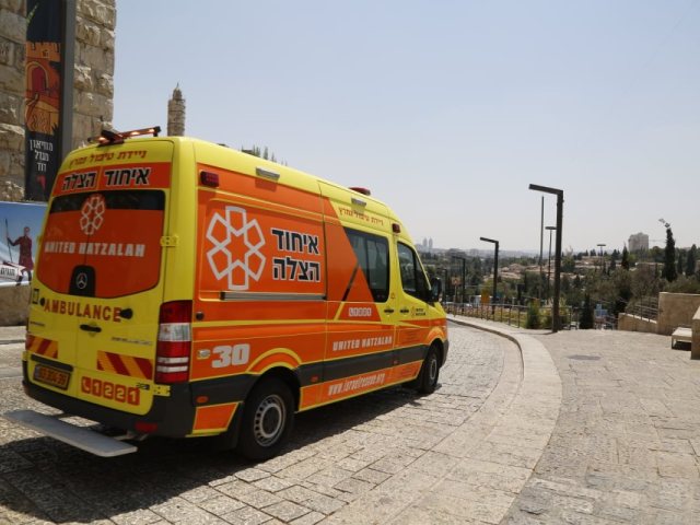בצילום: ניידת טיפול נמרץ של איחוד הצלה (איחוד הצלה)