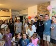 אבא במילואים ולמוריה יש יום הולדת שש?. במתנס יד אליעזר חגגו לה בהפתעה מרגשת