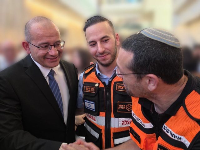 סגירת המעגל המרגשת בין ראש המוסד לחובשי איחוד הצלה