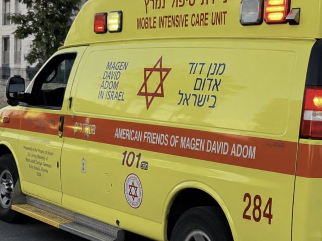 ניידת טיפול נמרץ מד"א (ארכיון)
