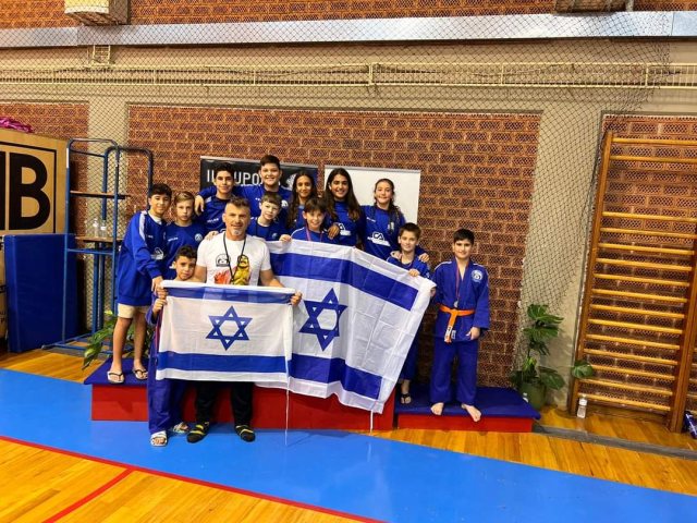באדיבות המועצה 